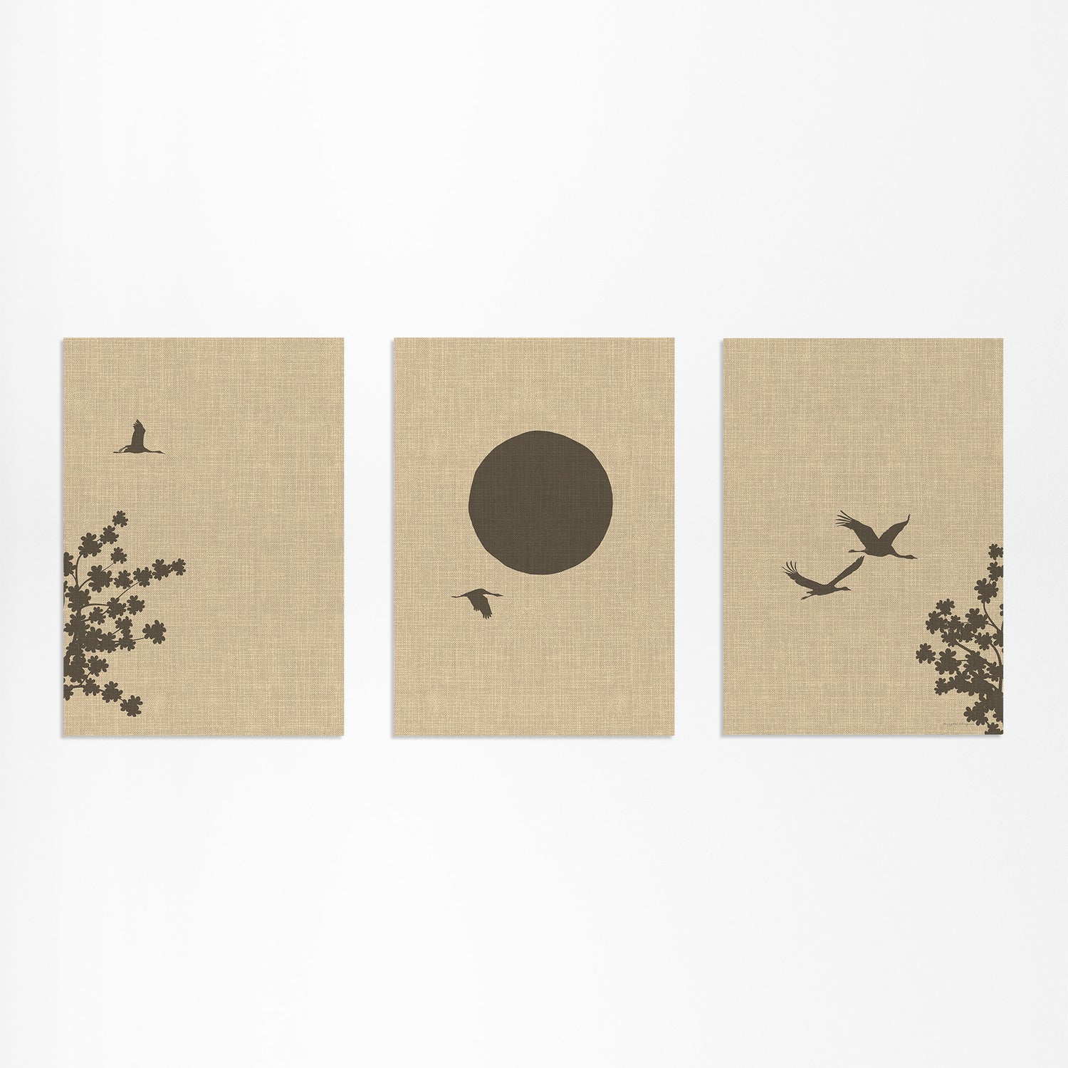 Linnen Look Japanse Lente: Kraanvogels en Bloesemboom Drieluik Poster